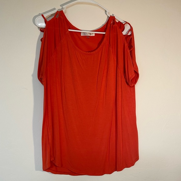 Red/orange top with arm/shoulder cut outs - Picture 2 of 5